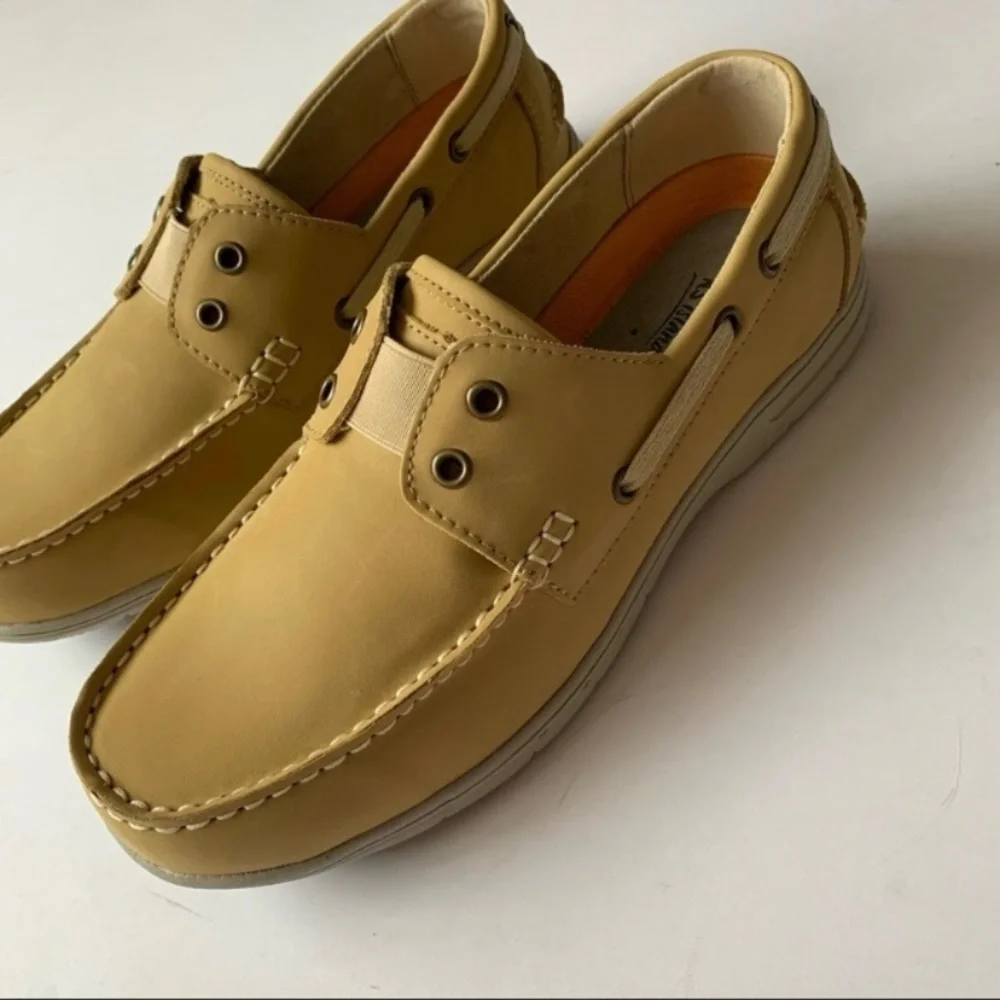 KS Island Tan Leather Boat Shoes Slip-On Size 9 Wide NEW IN BOX